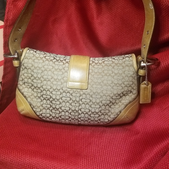 Coach Signature Satchel - Picture 9 of 16